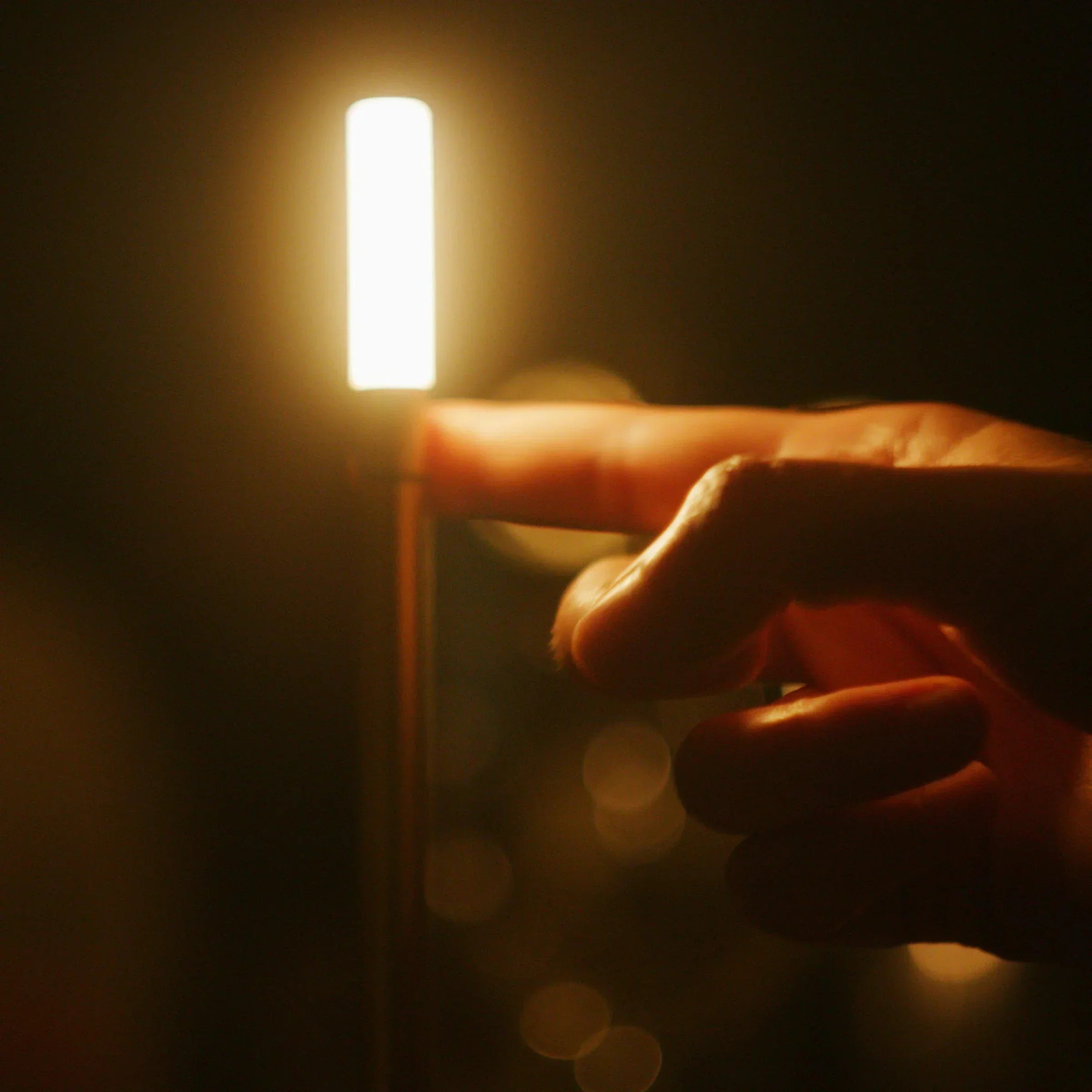 Wireless Scandinavian Candle Lamp | Dimmable LED, Brushed Aluminium