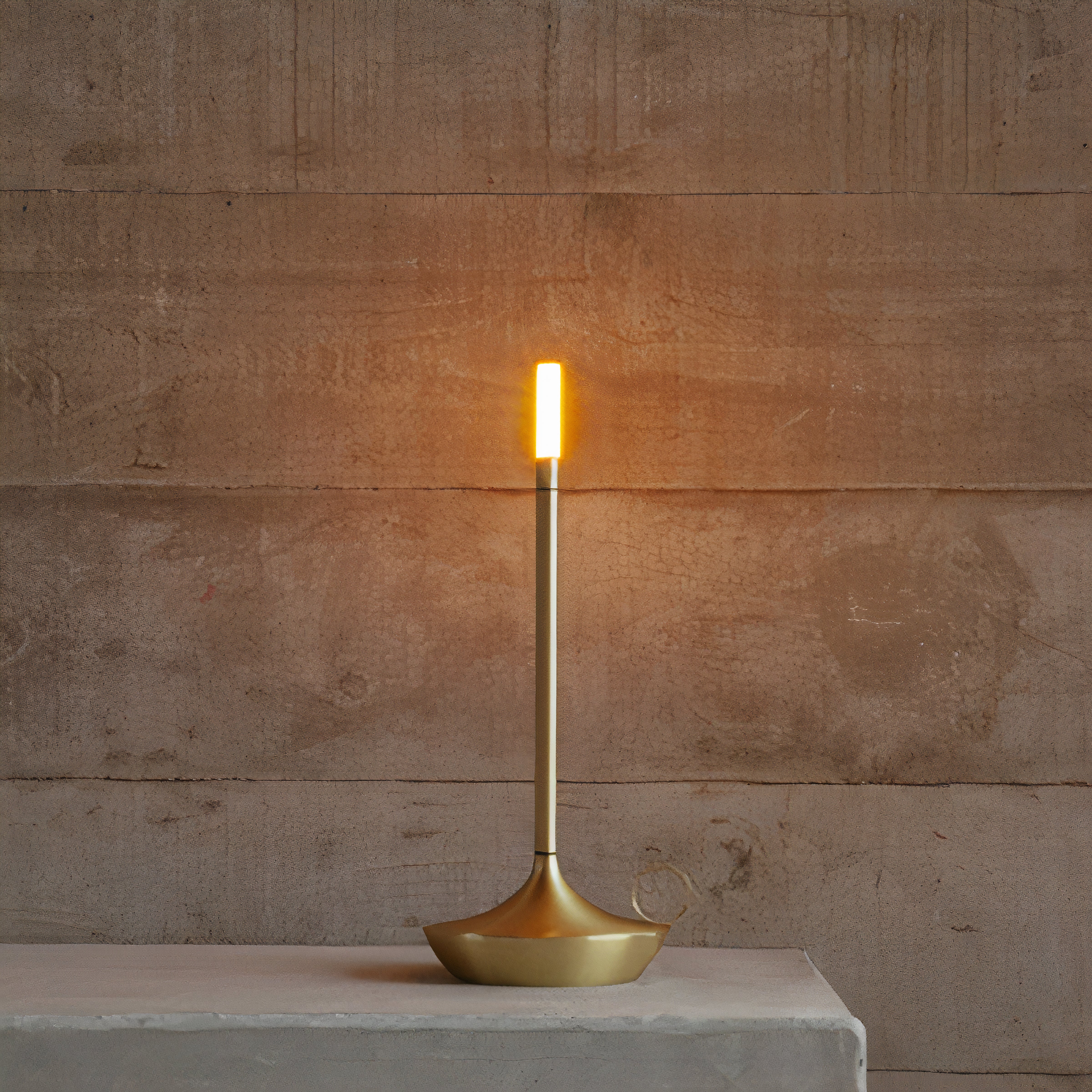 Wireless Scandinavian Candle Lamp | Dimmable LED, Brushed Aluminium